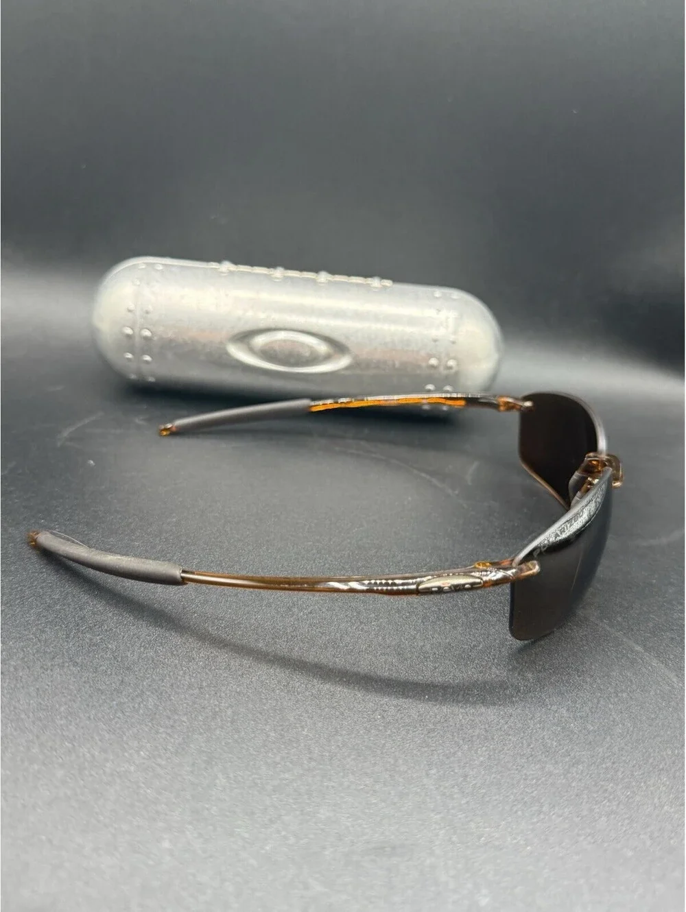 Revo Overhang Amber/Bronze Polarized Lenses RE4044-03